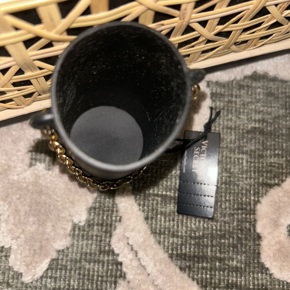 NWT Victoria secret body mist carrier - Picture 4 of 5